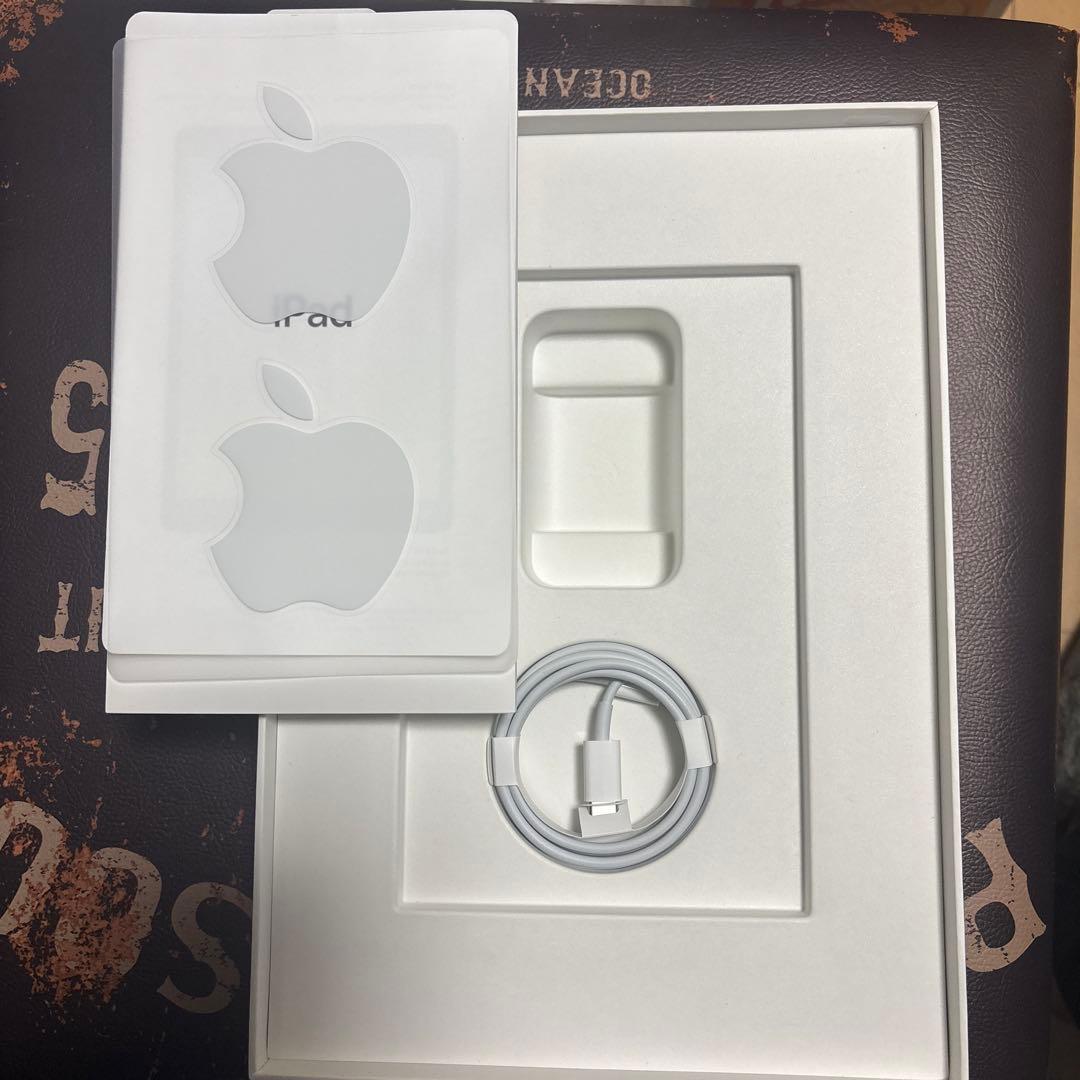 Apple iPad (第9世代) 64GB シルバー WiFiモデル