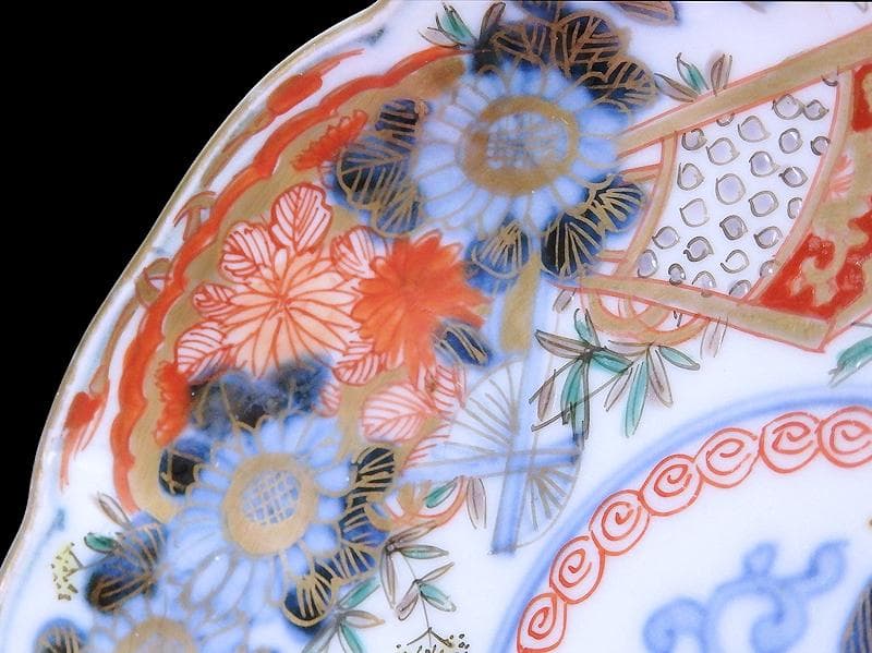 古伊万里　金襴手　椿に菊　花に扇の図　４寸皿　B273AS-fbur