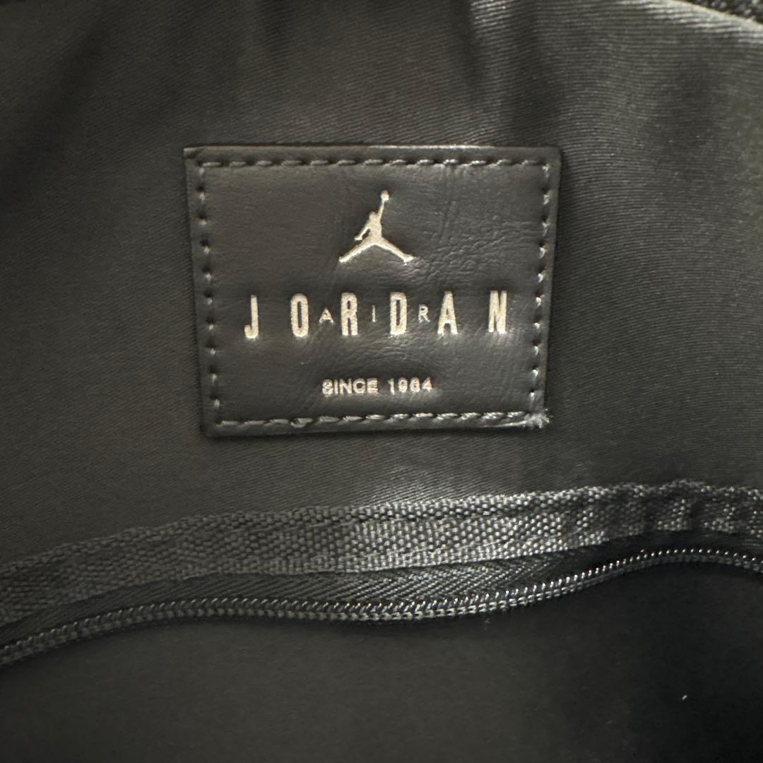 NIKE ナイキ　Jordan ジョーダン　ブラック　ボストンバッグ　ショルダー