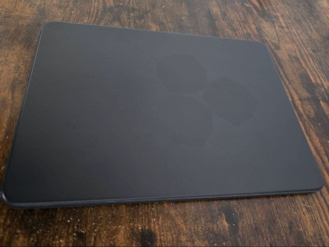 Apple11インチiPad Pro用Smart Keyboard Folio