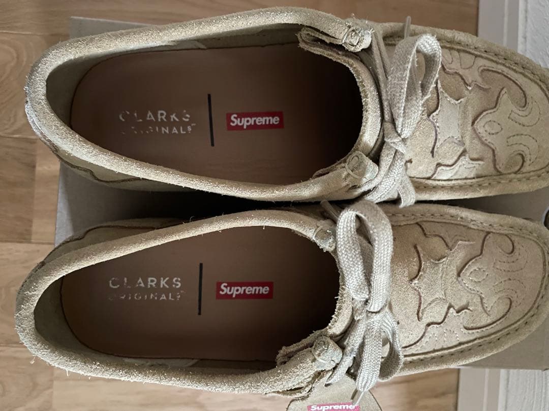 Supreme Clarks シュプリーム　クラークス　ワラビー