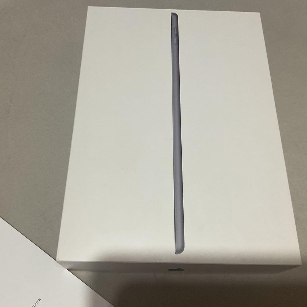 iPad 第9世代　wifi+cellular スペースグレイ　本体
