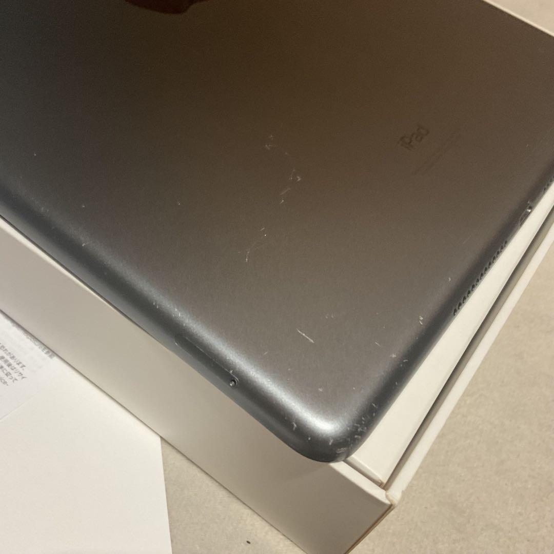 iPad 第9世代　wifi+cellular スペースグレイ　本体
