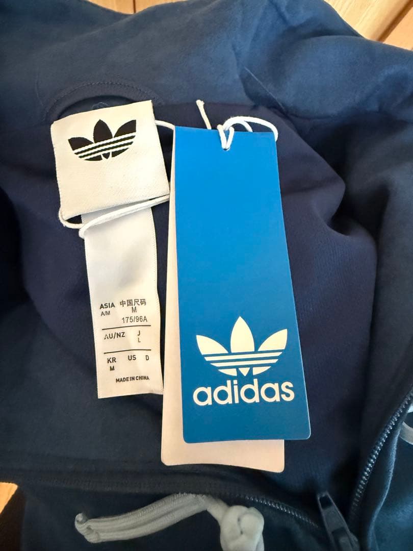 adidas 中国限定 トラックジャケット