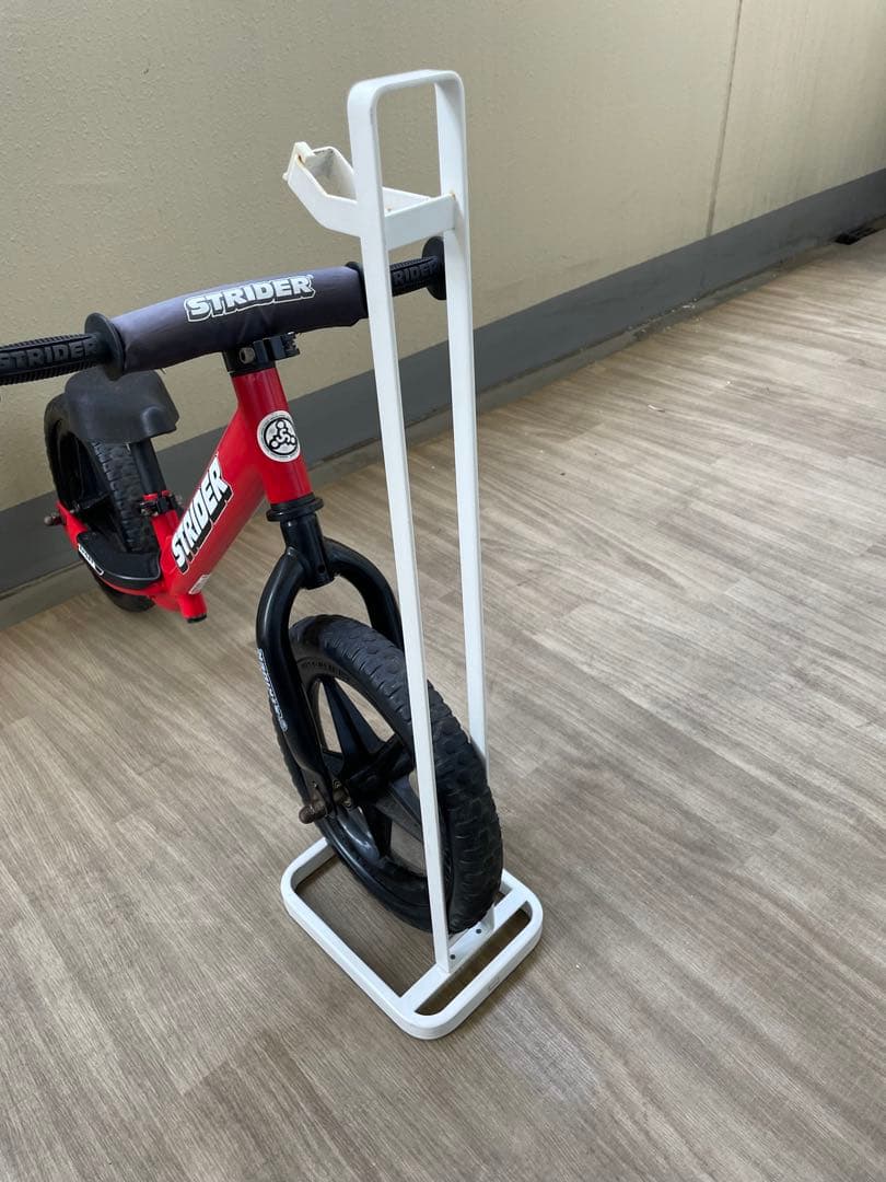 STRIDER ストライダースポーツモデル レッド バランスバイク【おまけ付き】