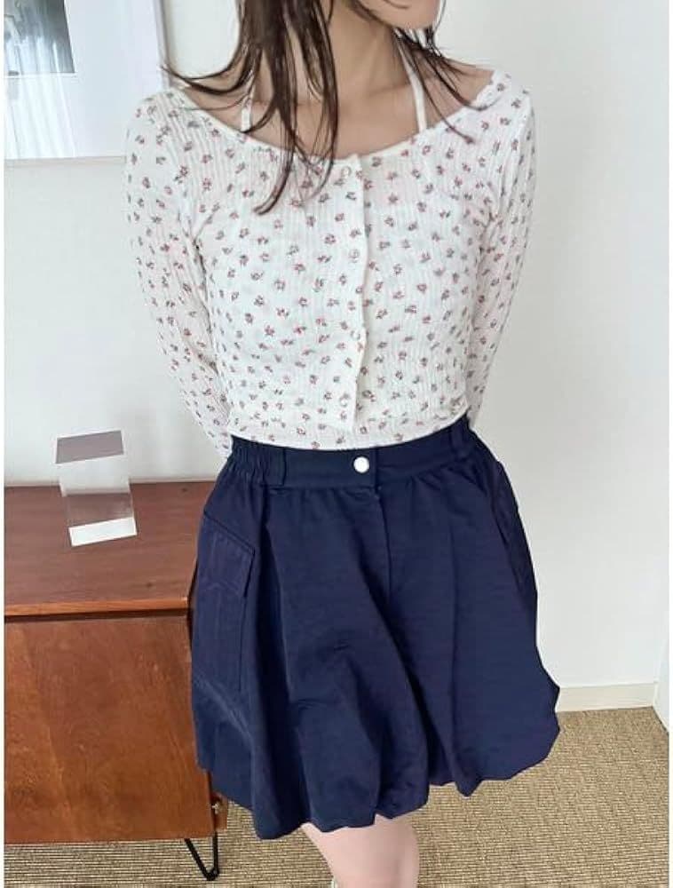 【美品】LILY BROWN カーデセット ホルターキャミトップス FLOWER