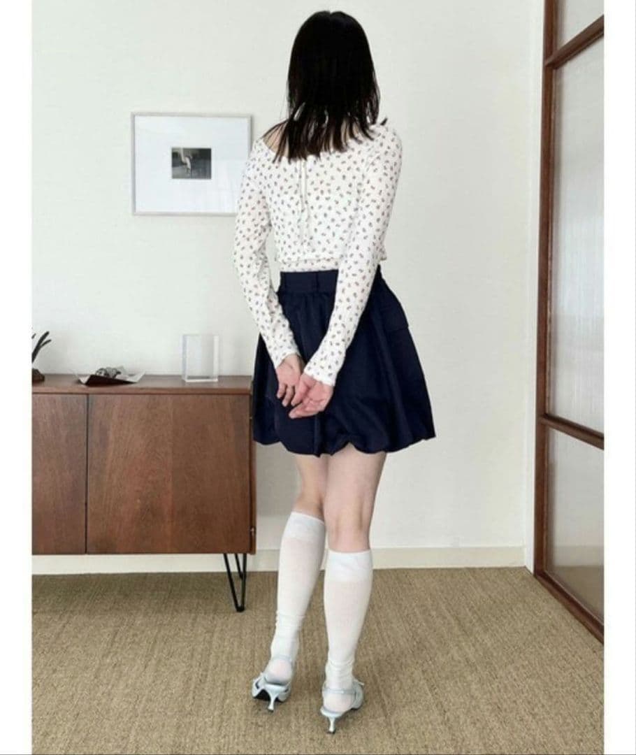 【美品】LILY BROWN カーデセット ホルターキャミトップス FLOWER