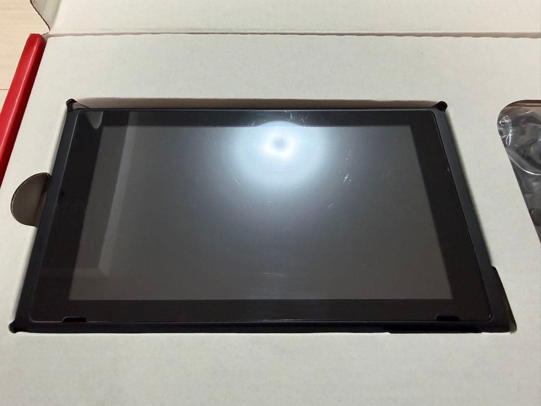 【美品・付属品完備】Nintendo Switch