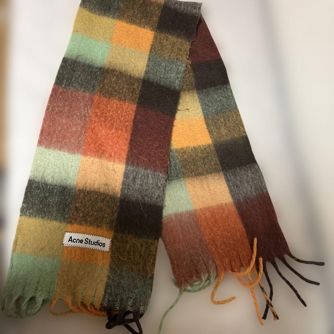 acne studios マフラー