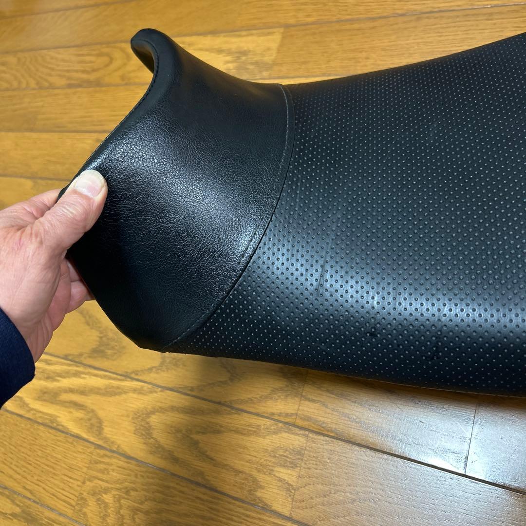 t*i様 ZZR1100C ディンプル生地張り替え済シート 0126
