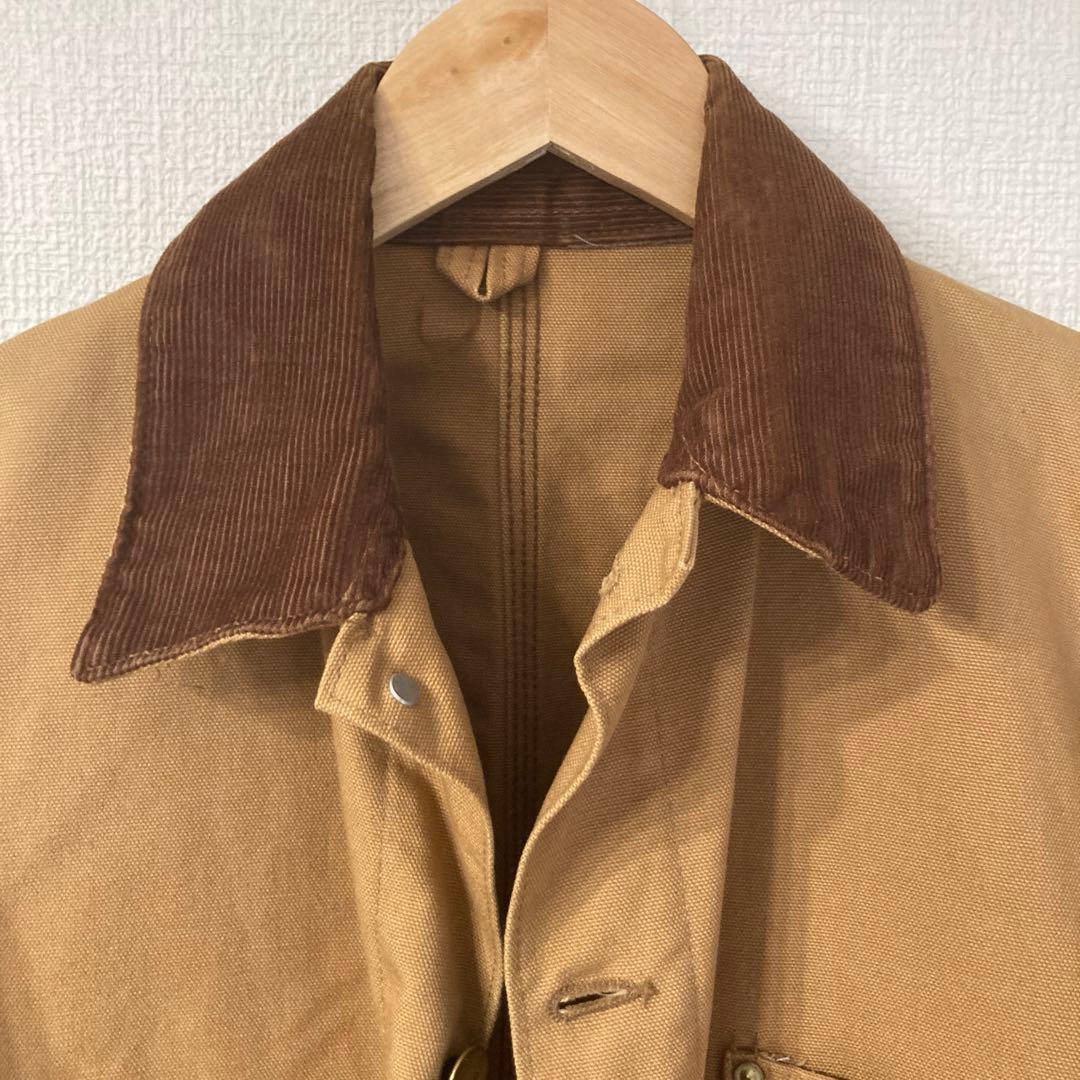 carharttのアウター