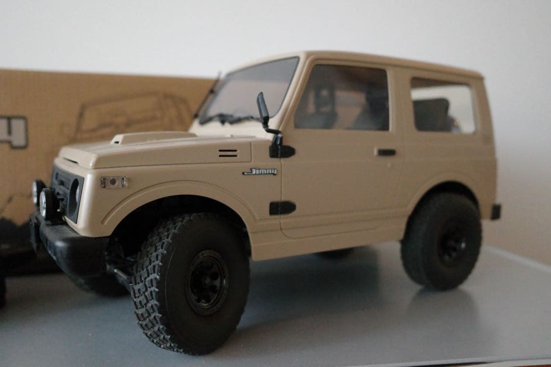 WPL JAPAN SUZUKI JIMNY 1/10 サンドベージュ