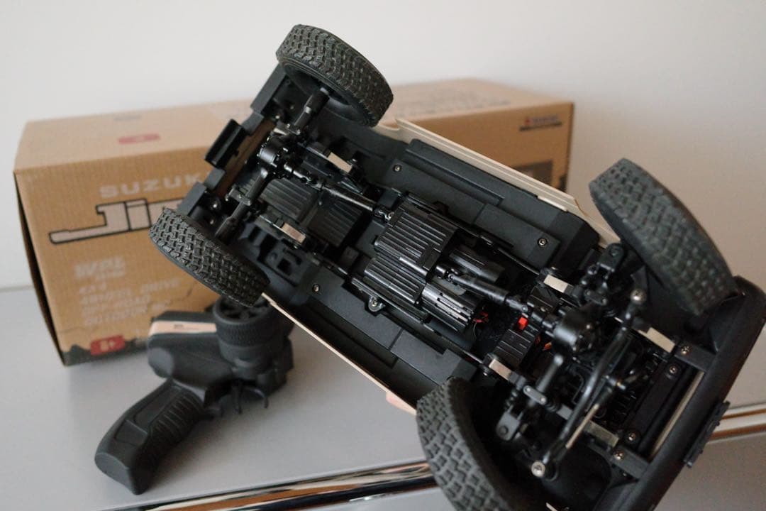 WPL JAPAN SUZUKI JIMNY 1/10 サンドベージュ
