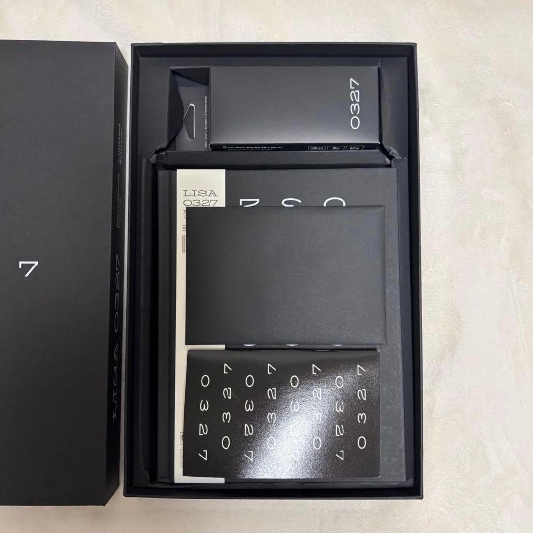K-POP・アジア LISA 0327 PHOTOBOOK LIMITED EDITION
