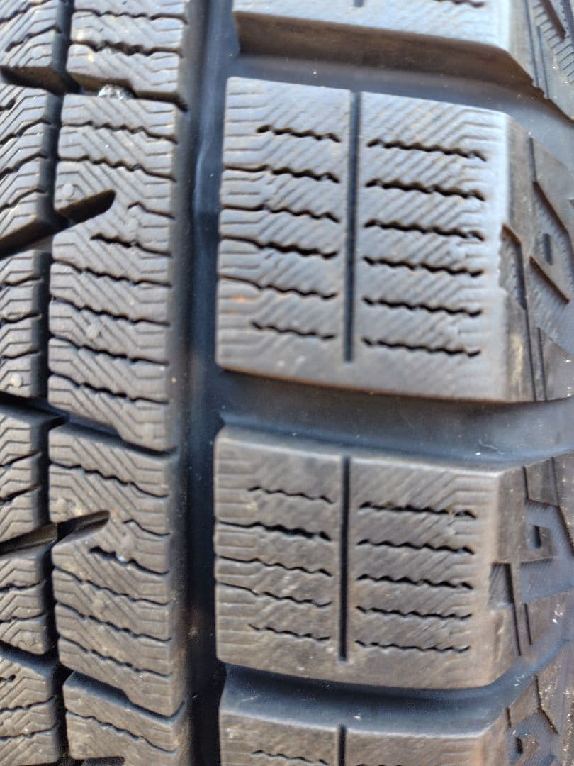 ヨコハマ アイスガードIG60 215/65R16