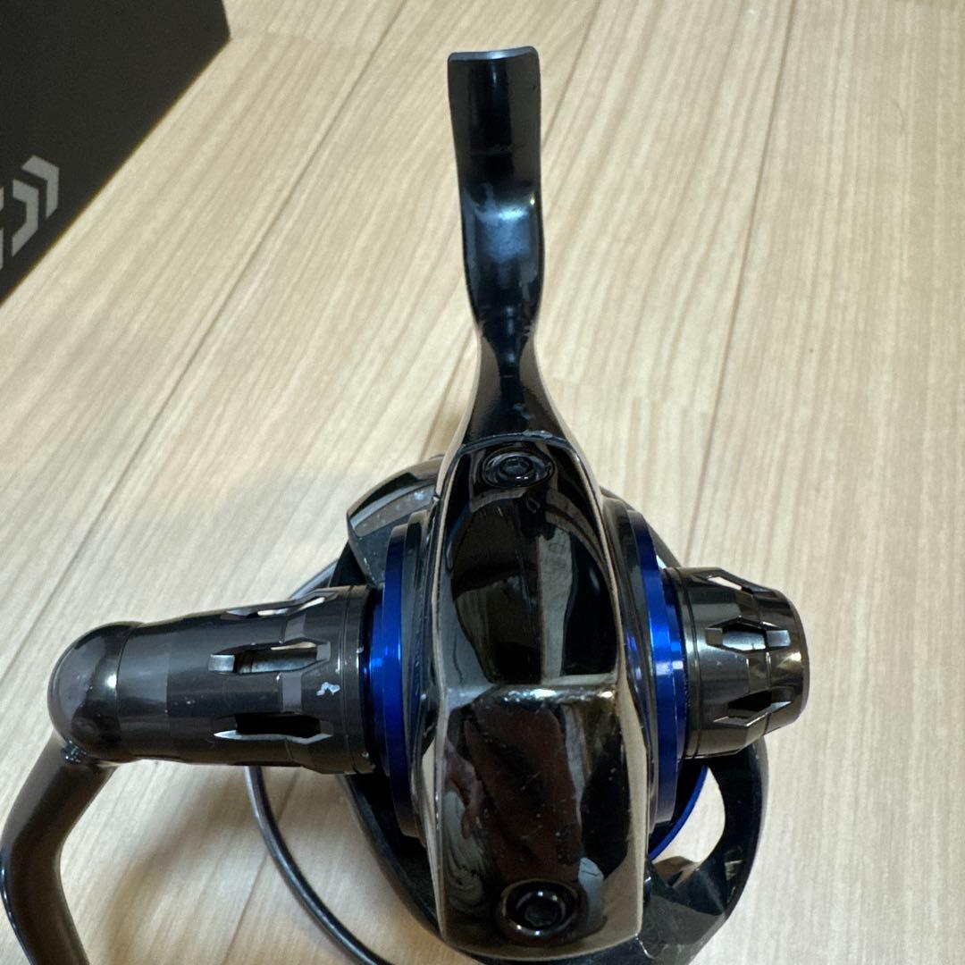 DAIWA SALTIGA 4500H スピニングリール