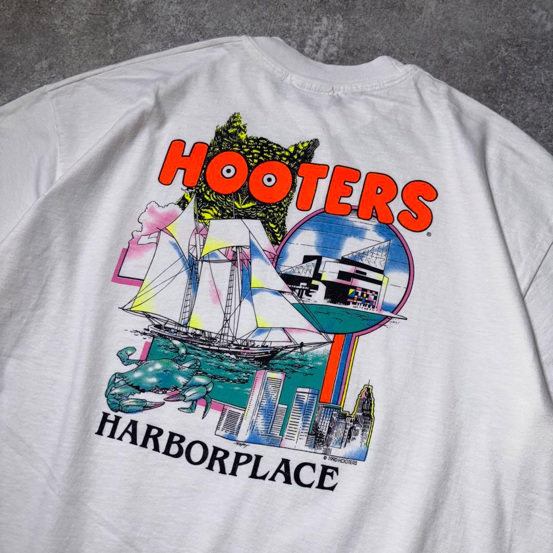 90's \"HOOTERS\" S/S Good Print Tee USA製