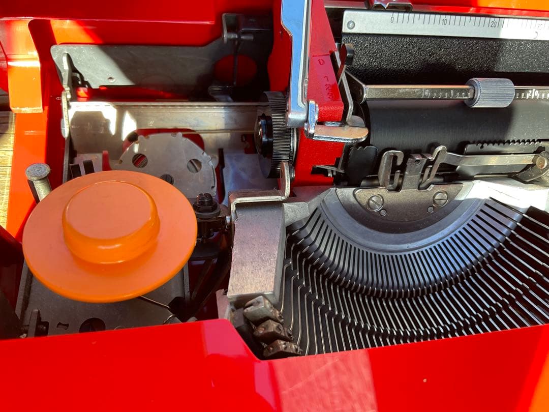 olivetti valentine 整備済　完動品　中古品　綺麗