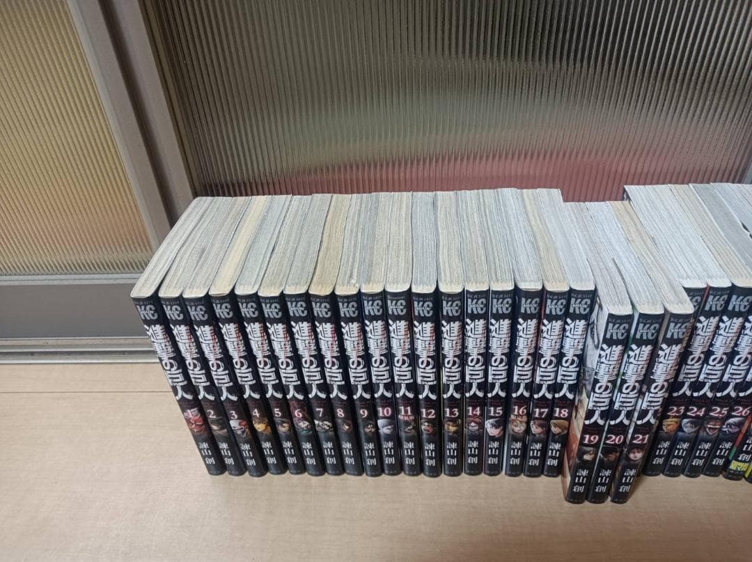 超絶美品 帯付き 進撃の巨人 初版 全巻 全巻セット 諌山創 全３４巻 送料無料