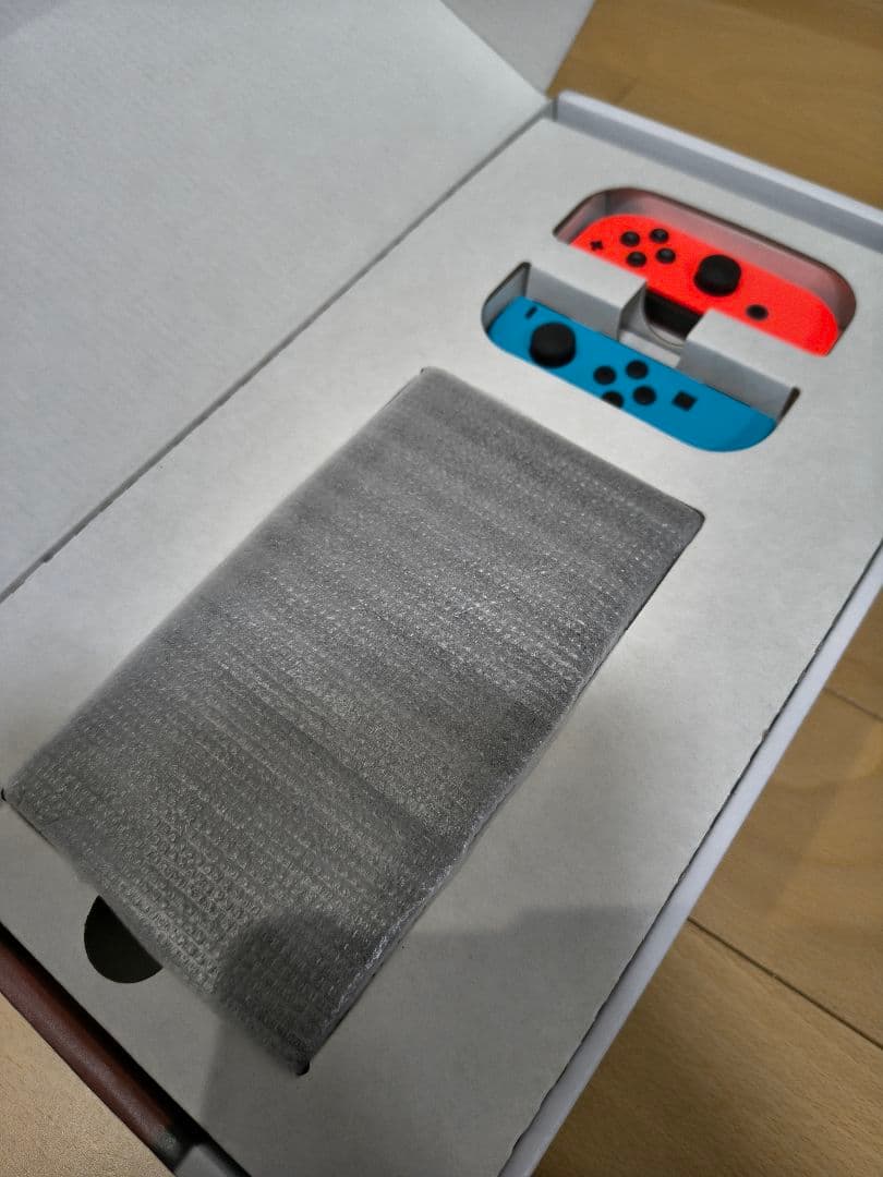Switch Nintendo Switch 本体 +Joy-Con 2セット