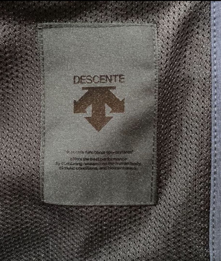 DESCENTE ネイビー スーツジャケット