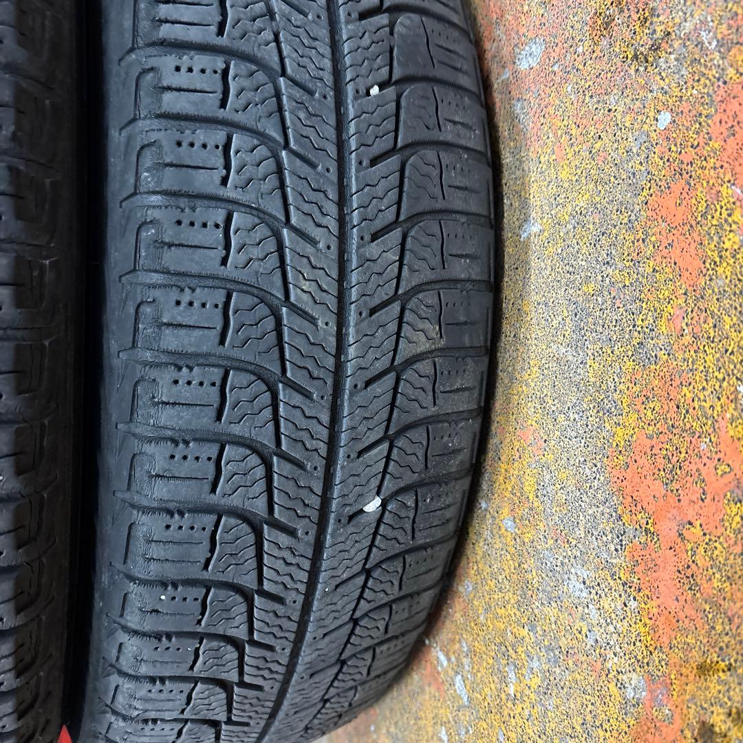 送料込み　155/65R14 ミシュラン　スタッドレスタイヤ　4本セット