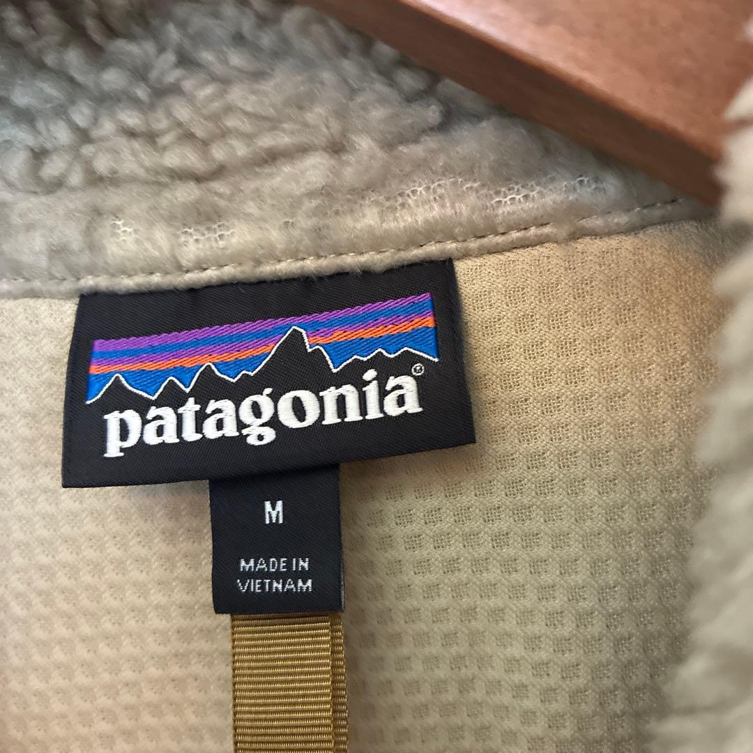 patagonia レトロxベスト　Mサイズ ペリカン
