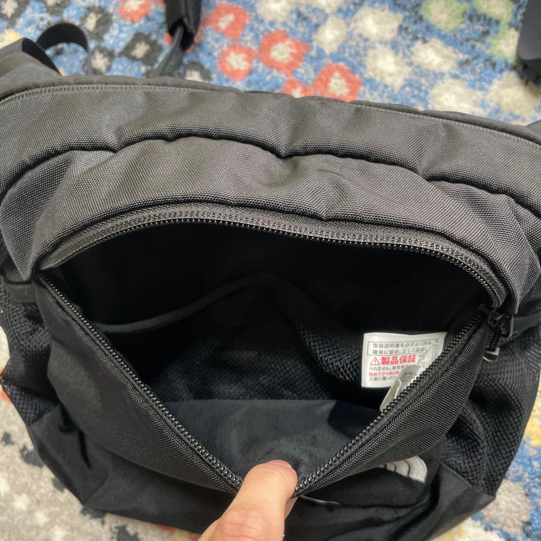 THE NORTH FACE ヒップシート機能付きショルダーバッグ