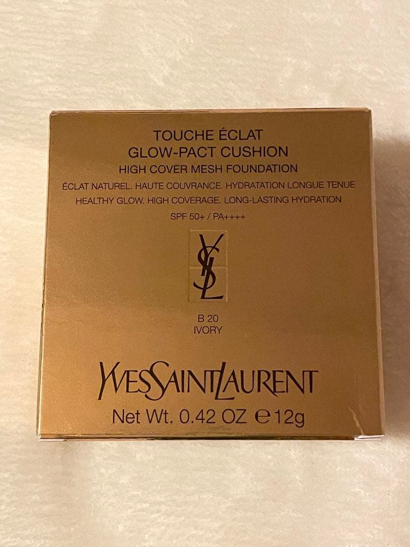 未使用品★YSL　ラディアント　タッチ　グロウパクト　B20　替えパフ付き