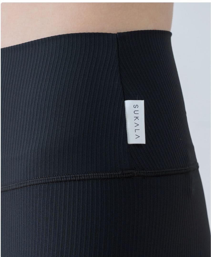 カルピス SUKALA リブブラトップ&レギンス ブラックL新品未使用