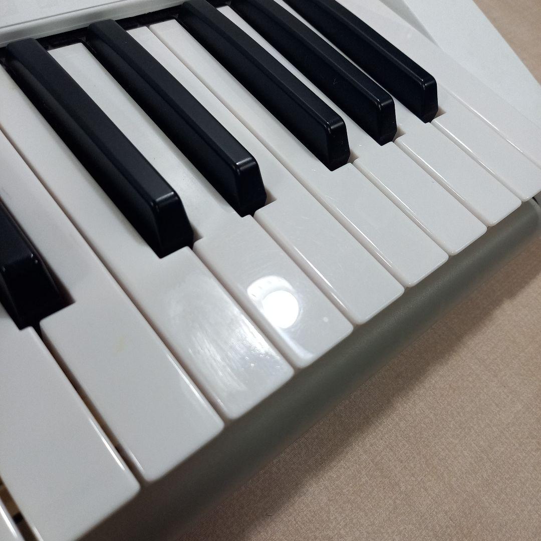YAMAHA 61鍵 電子ピアノ EZ-J220 スタンド付 2015年製