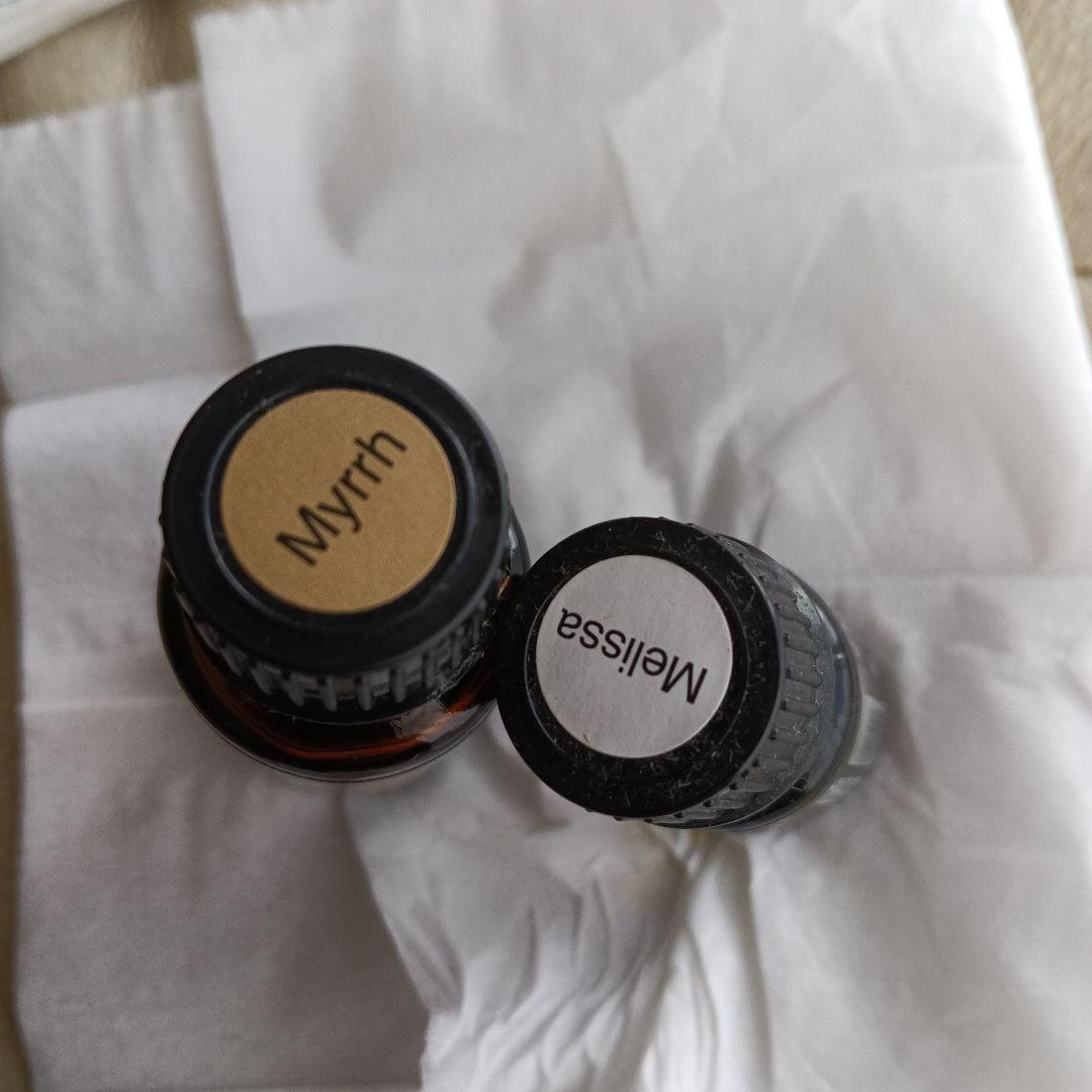 *値下げ*doTERRA ミルラ 15mL & メリッサ 5mL セット