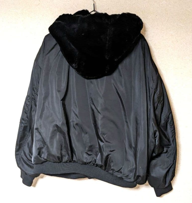 ZARA　ボアブルゾン　リバーシブル　MA-1　美品　ボンバージャケット　ファー