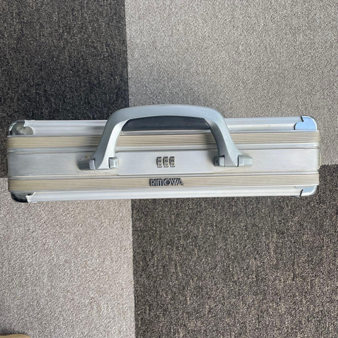 RIMOWA シルバー アタッシュケース