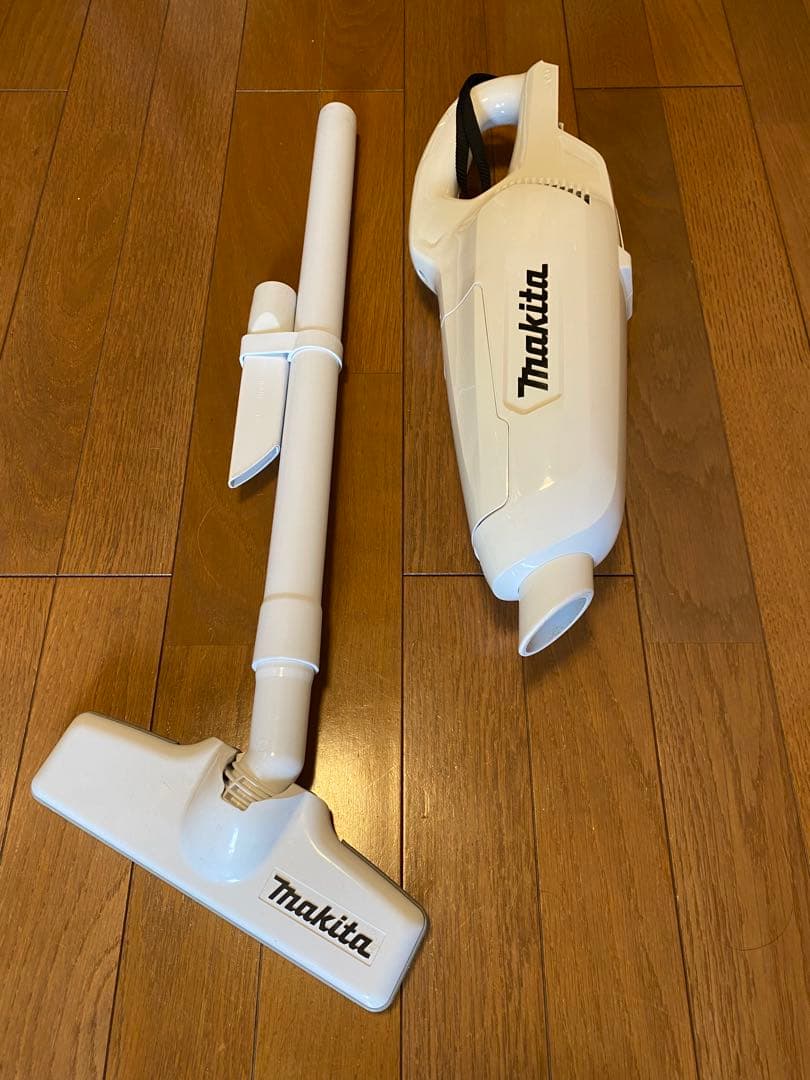 マキタ コードレス掃除機 CL107 純正バッテリー&充電器&パック付+スタンド
