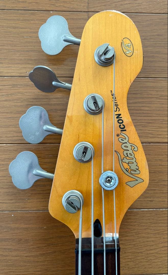 Vintage ICON Series V4 レリック使用