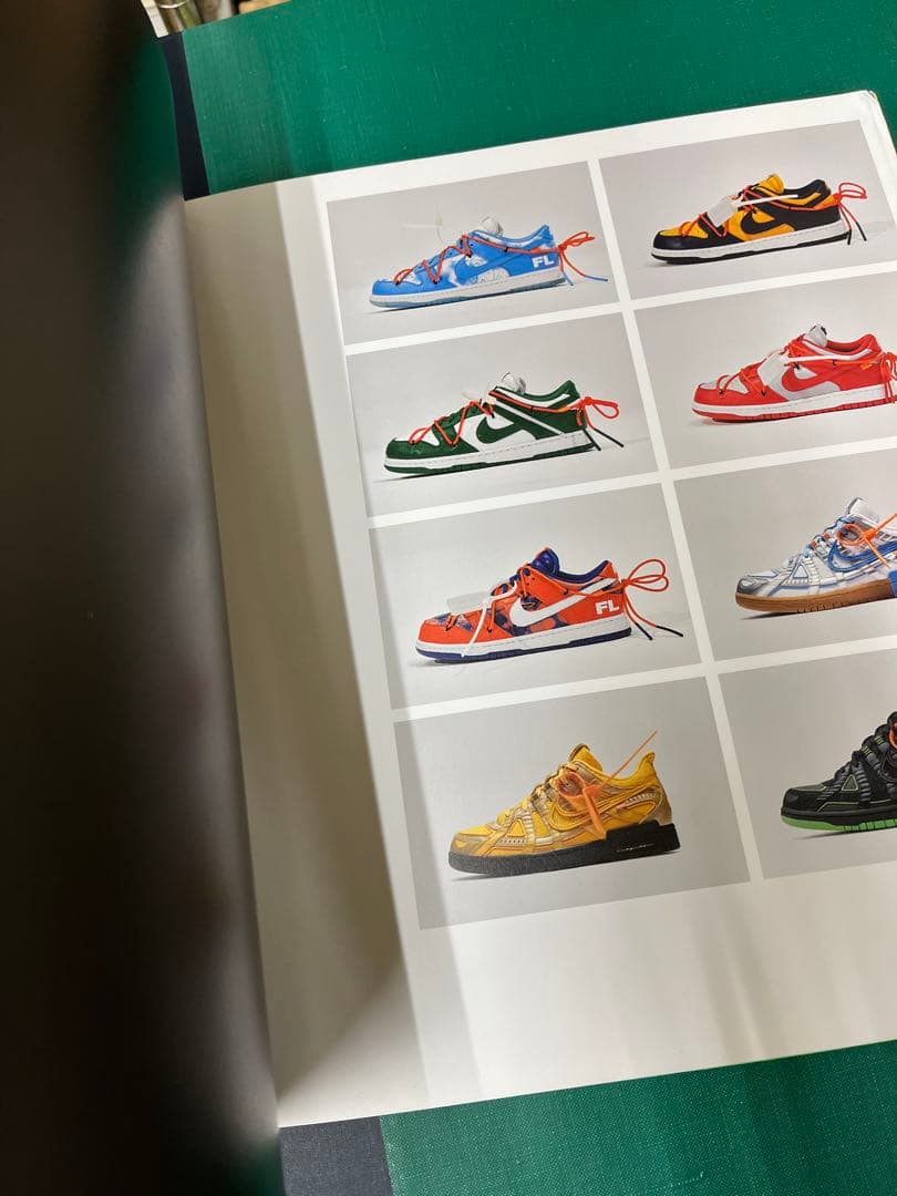 アート・デザイン・音楽 Virgil Abloh. Nike ICONS