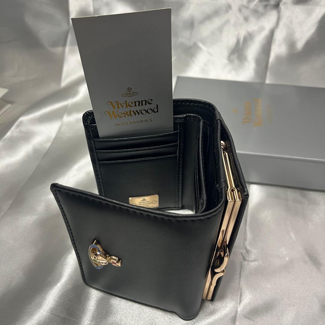 新品 Vivienne Westwood黒 ブラック 金色オーブ 三つ折り財布