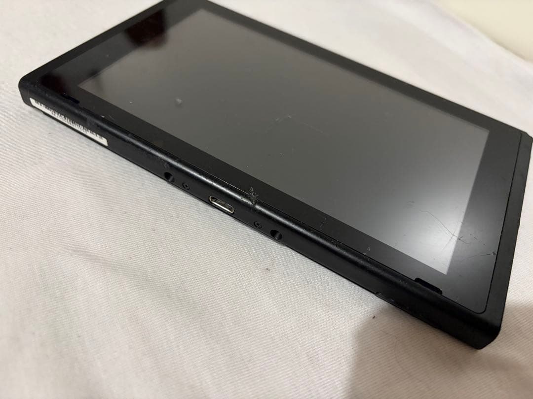 T*U様 NINTENDO SWITCH 本体　動作未確認