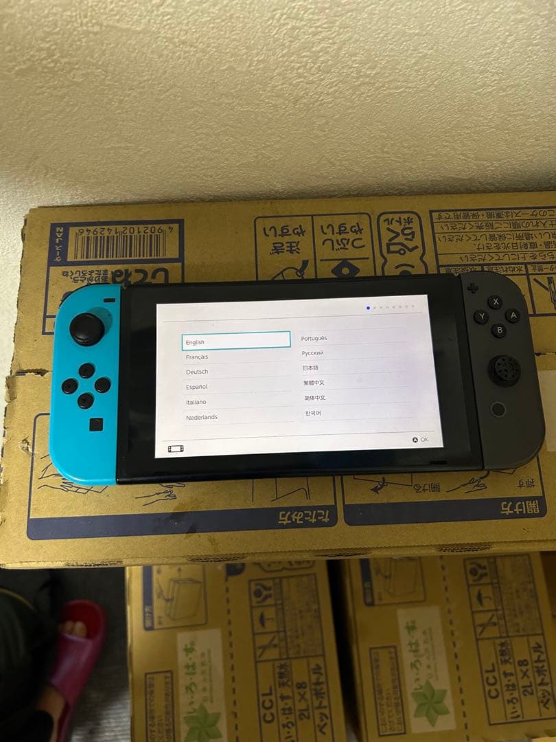 Nintendo Switch 本体 青/黒