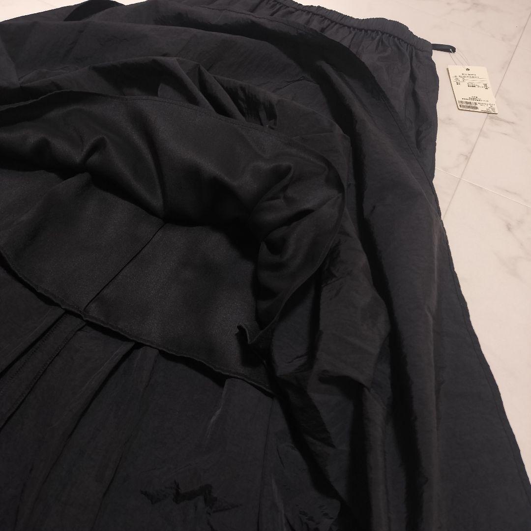 jelly様　新品　完売品　ウィムガゼット　ヴィンテージタフタスカート　黒
