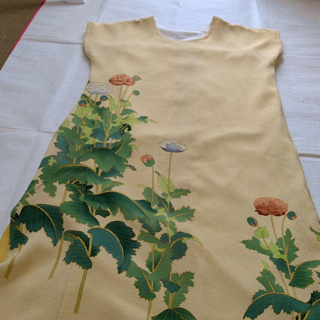 着物リメイク 薄い黄色 花柄 半袖ワンピース