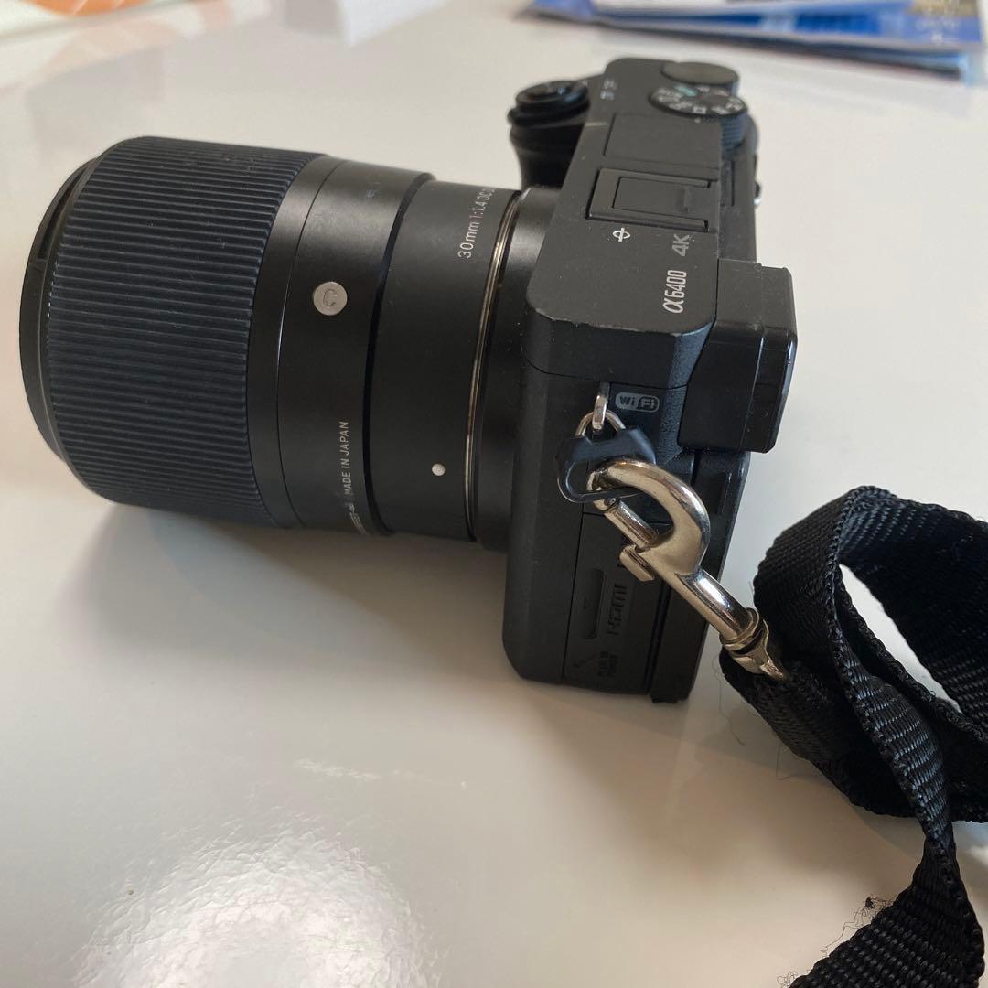 sony α6400本体とレンズ、バッテリー2個付き