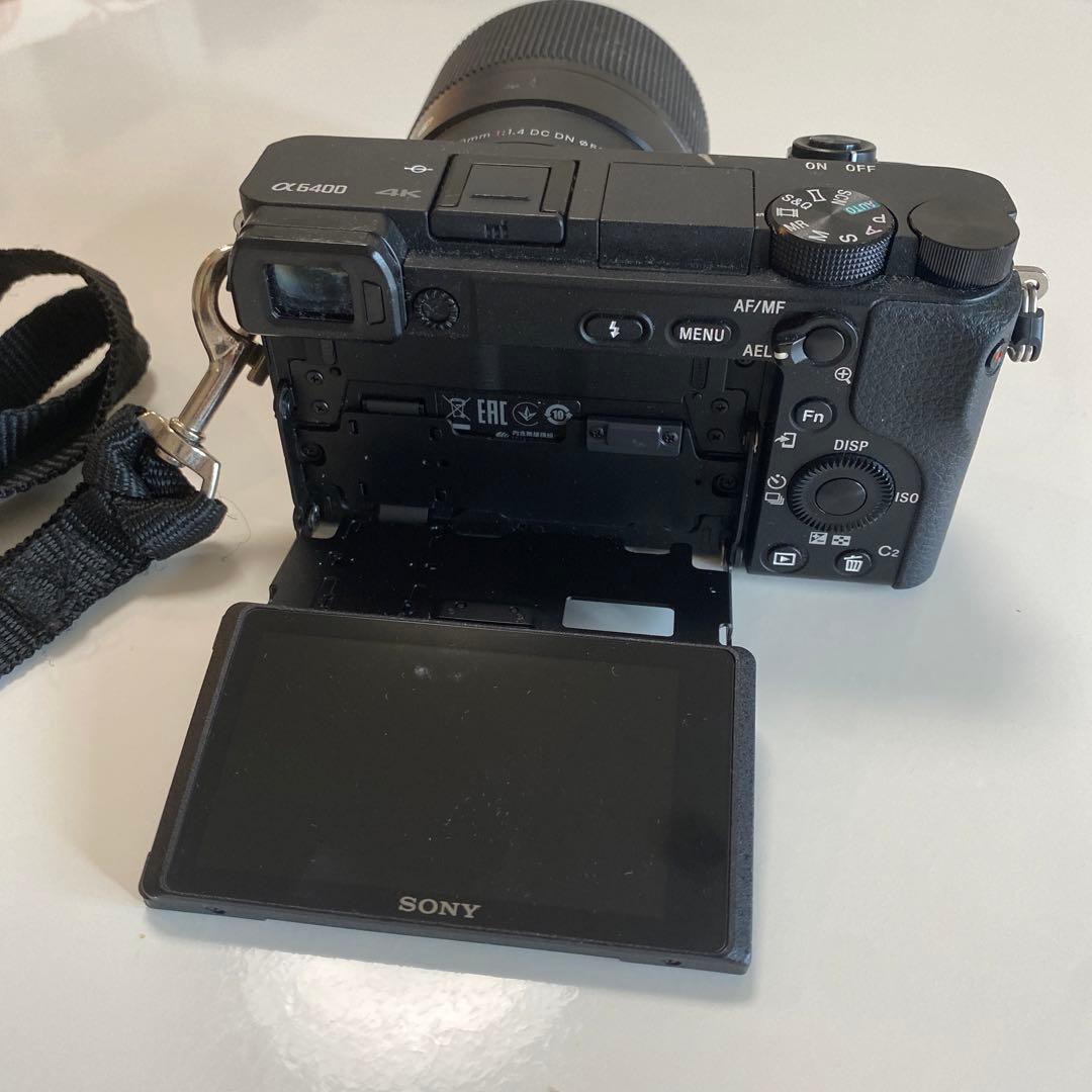 sony α6400本体とレンズ、バッテリー2個付き