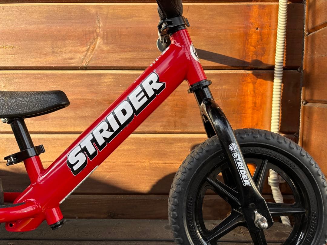 STRIDER ストライダー　スポーツ　赤