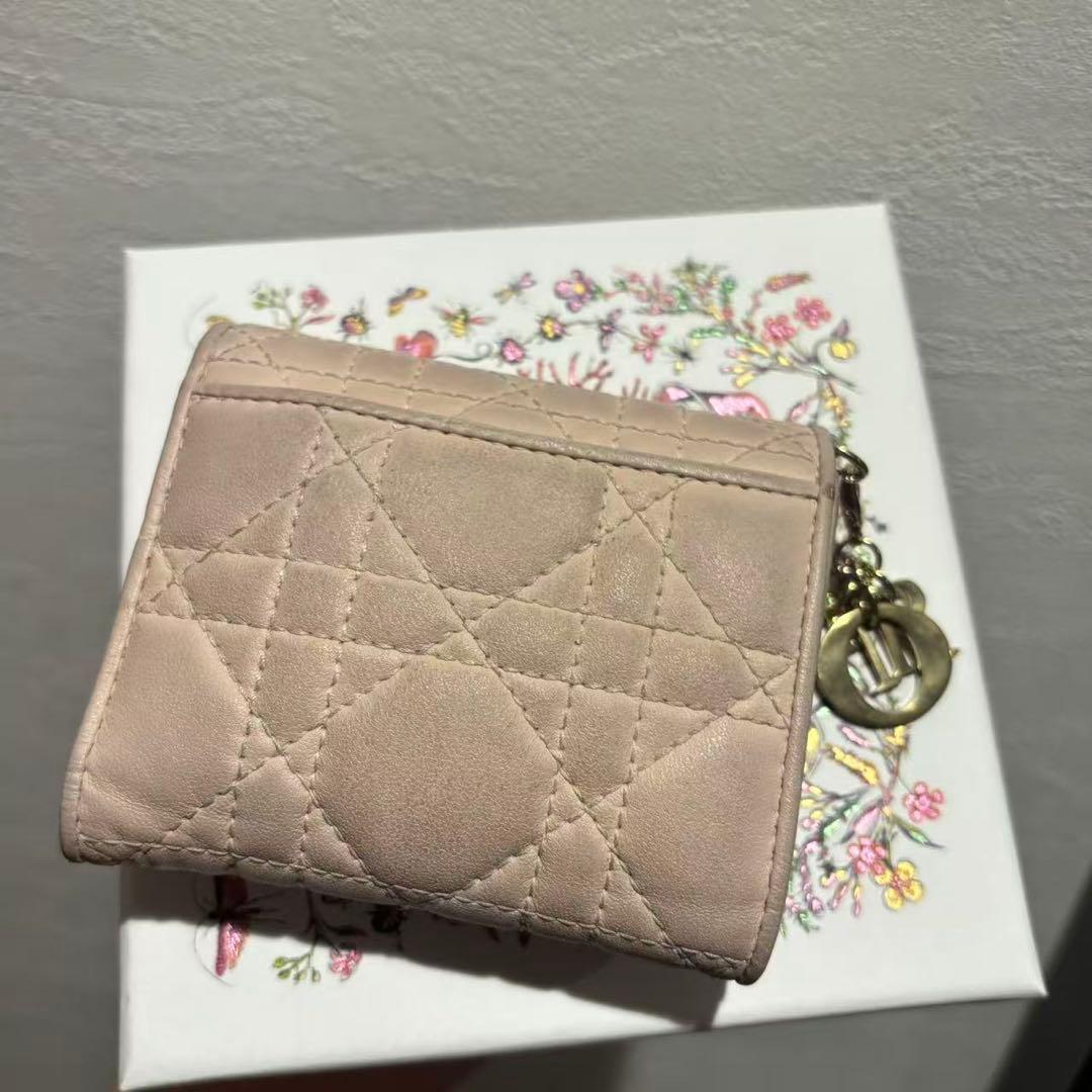 Dior ディオール 三つ折り財布 ピンクベージュ 箱・保存袋・ショップ袋付き