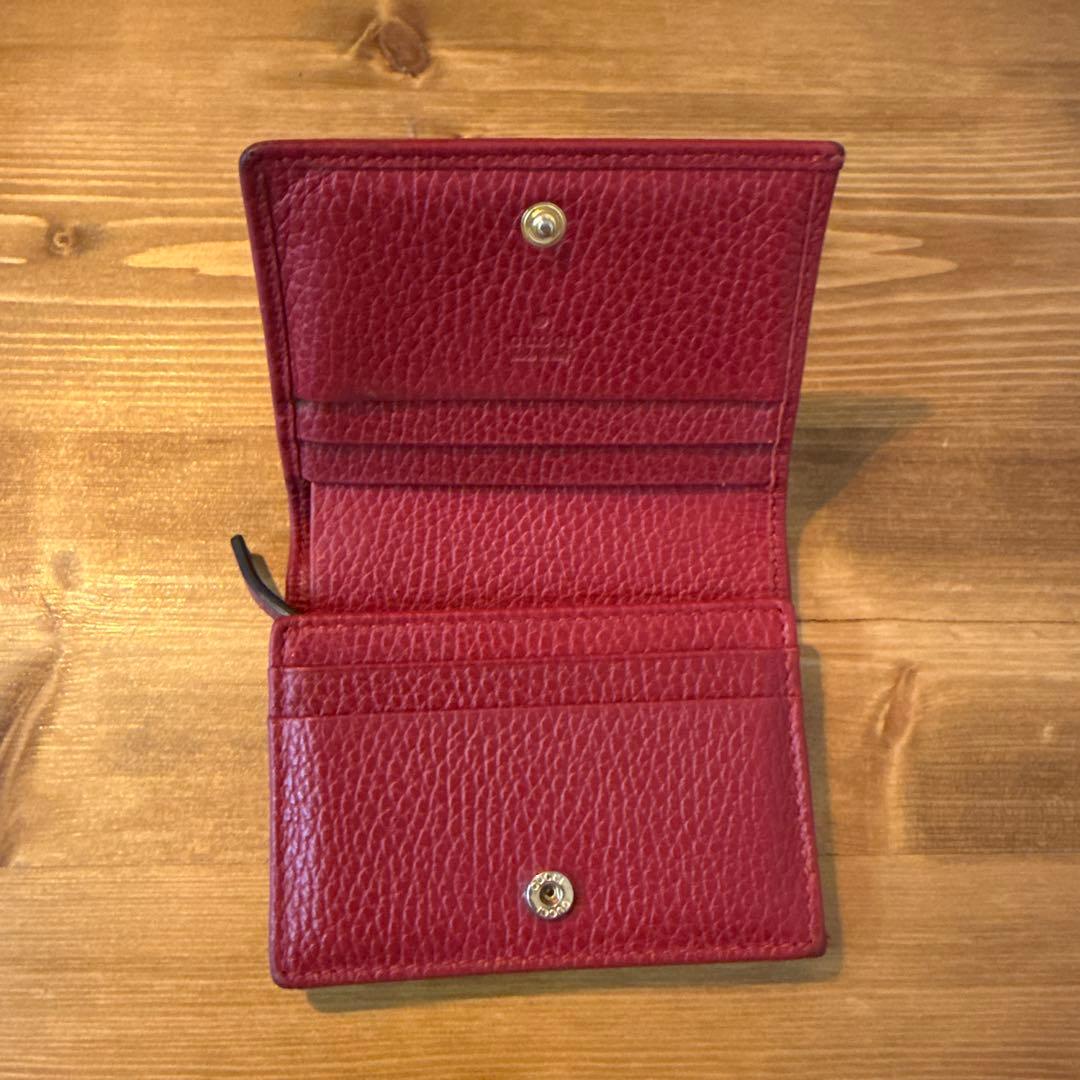 GUCCI(グッチ) 二つ折り財布　GGマーモントロゴ金具　レザー赤