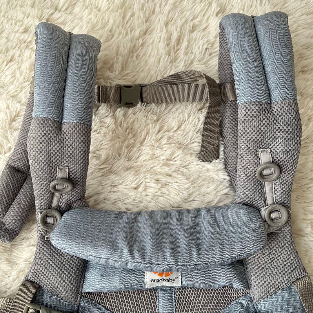 【美品】ergobaby オムニ360クールエアメッシュ 抱っこ紐 ライトブルー
