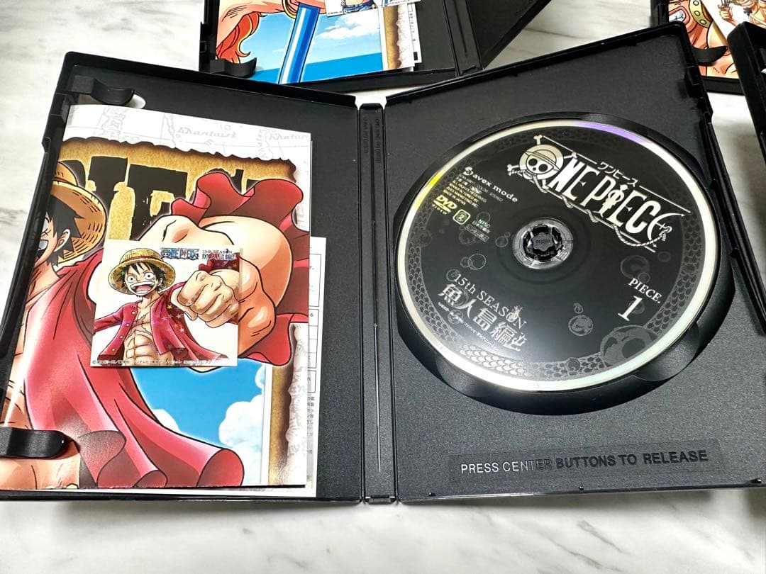【美品】ONE PIECE ワンピース～15thシーズン 魚人島編 全14巻
