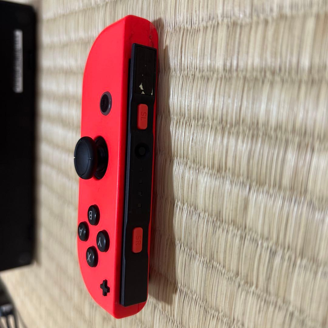 【値下げしました】Nintendo Switch ネオンレッド/ネオンブルー本体